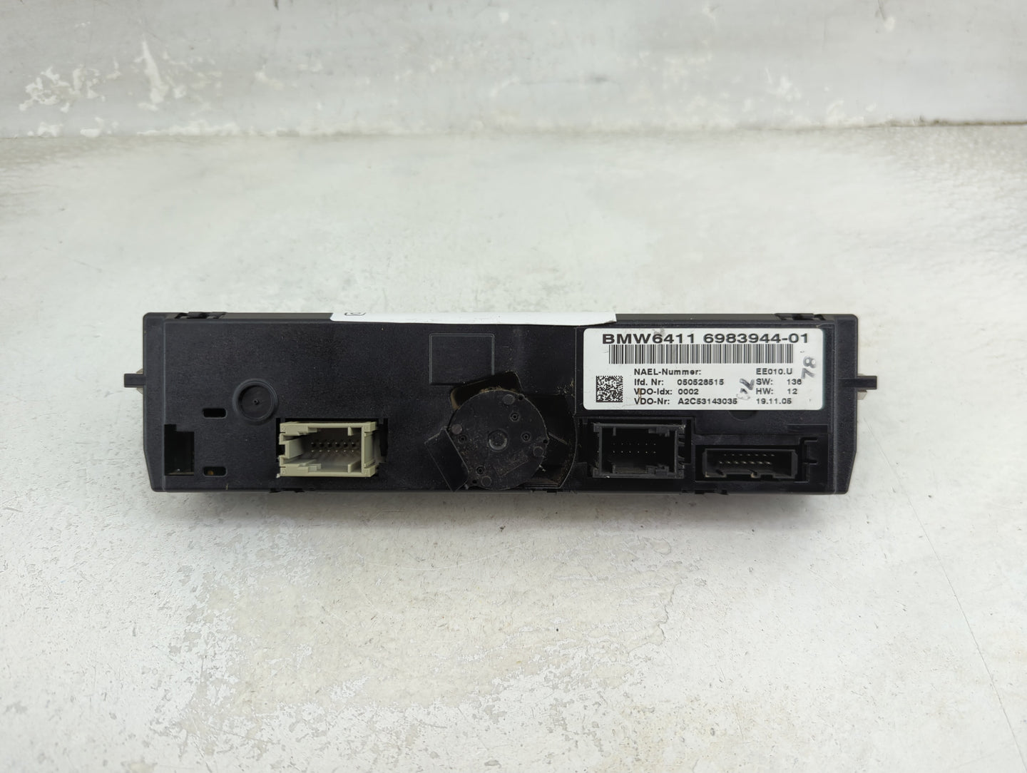 2006 Bmw 325i Climate Control Module Temperature AC/Heater Replacement P/N:6983944-01 A2C53143035 Fits OEM Used Auto Parts -