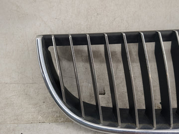 2006-2006 Bmw 325i Front Grille Bumper Not Included 1459893