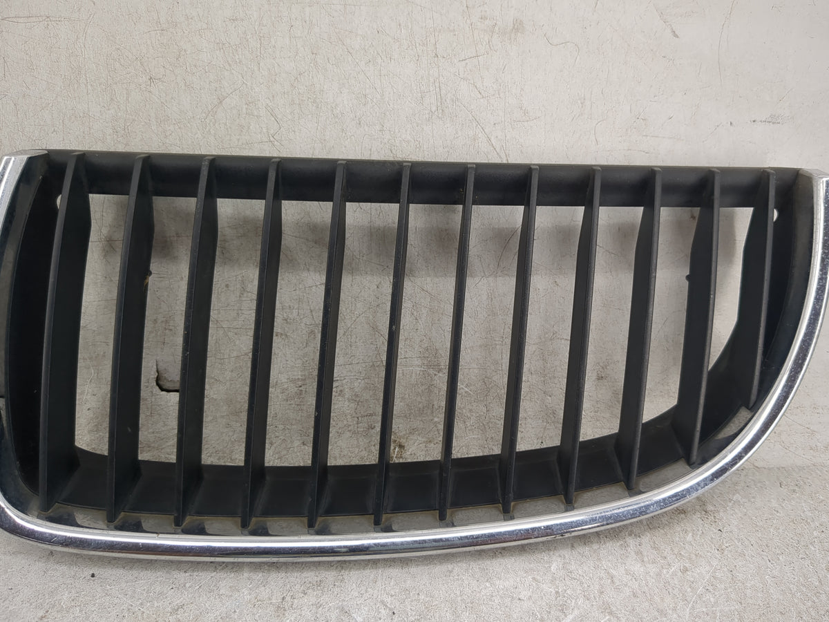 2006-2006 Bmw 325i Front Grille Bumper Not Included 1459987 - Oemusedautoparts1.com