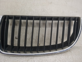 compare product 2006-2006 Bmw 325i Front Grille Bumper Not Included 1459987