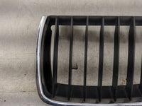 2006-2006 Bmw 325i Front Grille Bumper Not Included 1459987 - Oemusedautoparts1.com