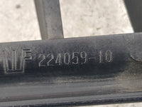 2006-2006 Bmw 325i Front Grille Bumper Not Included 1459987 - Oemusedautoparts1.com