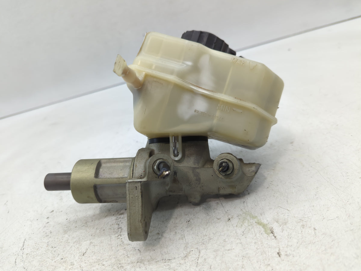 2006-2006 Bmw 325i Brake Master Cylinder - Oemusedautoparts1.com