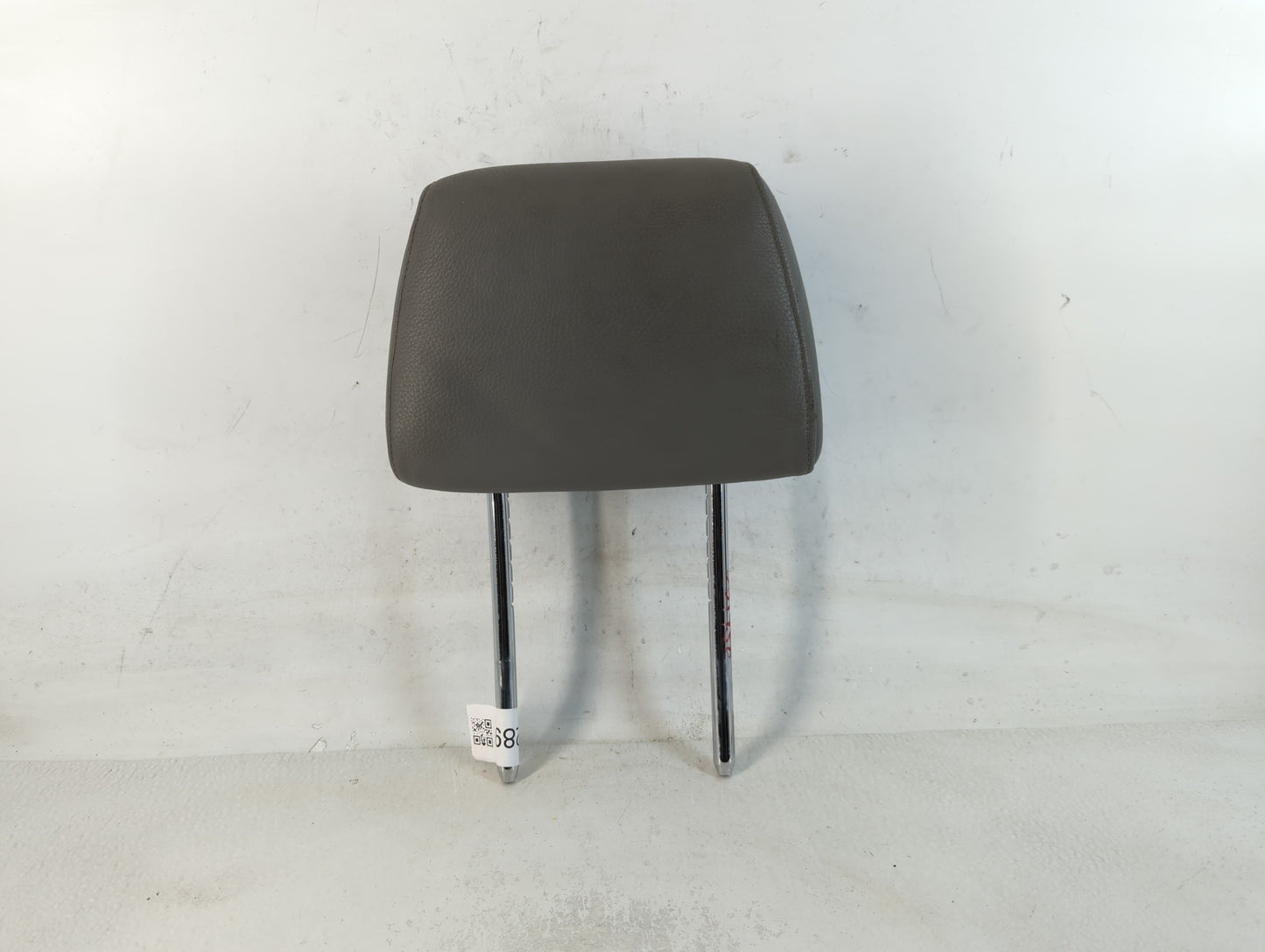 2006-2006 Bmw 325i Headrest Head Rest Front Driver Passenger Seat Black - Oemusedautoparts1.com