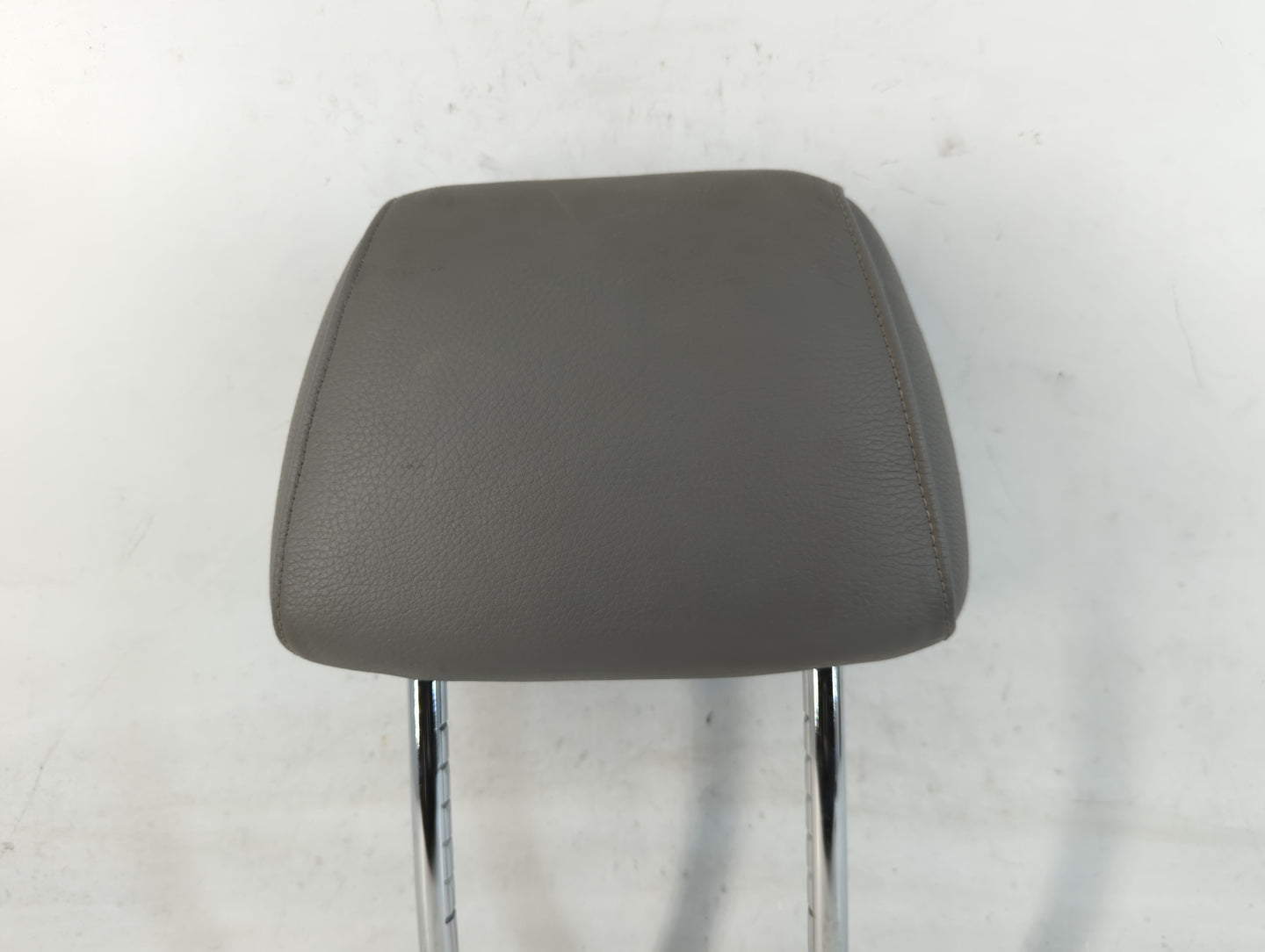 2006-2006 Bmw 325i Headrest Head Rest Front Driver Passenger Seat Black - Oemusedautoparts1.com