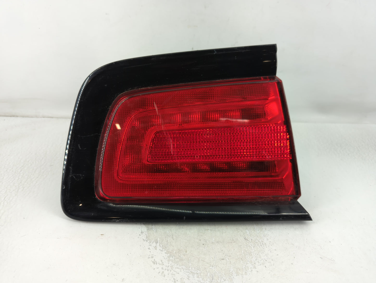 2006 Bmw 325i Tail Light Assembly Driver Left OEM P/N:70151 57010415AF Fits Fits 2004 2005 OEM Used Auto Parts - Oemusedauto