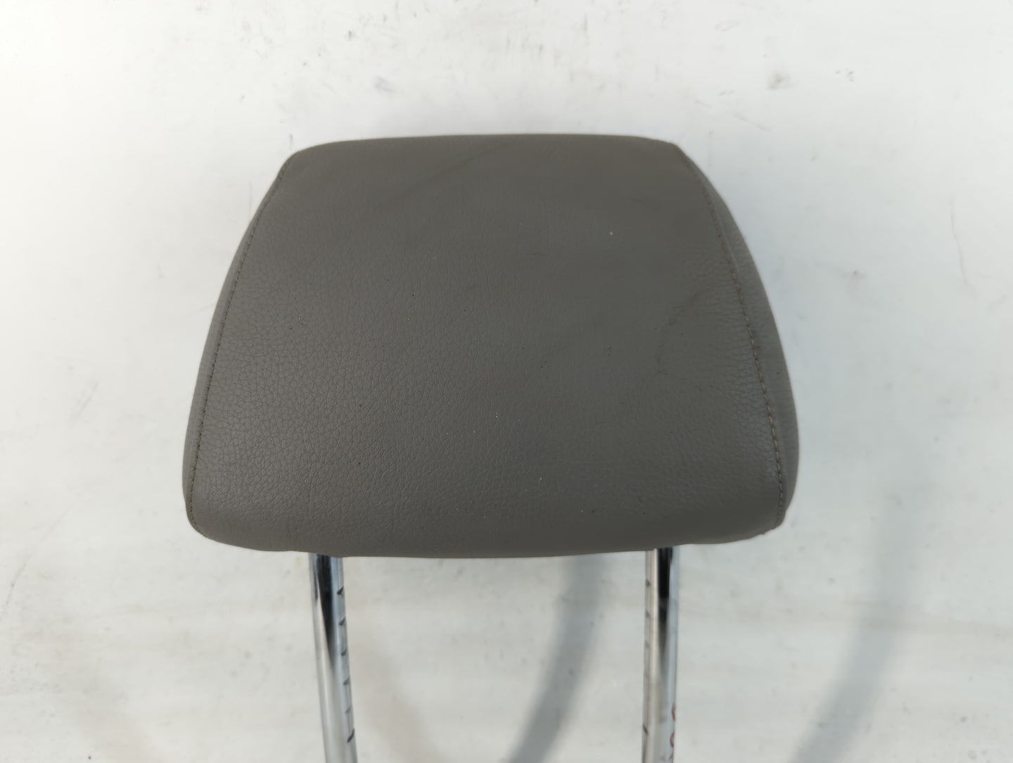 2006 Bmw 325i Headrest Head Rest Front Driver Passenger Seat Fits Fits 2007 2008 2009 2010 2011 2012 OEM Used Auto Parts - O