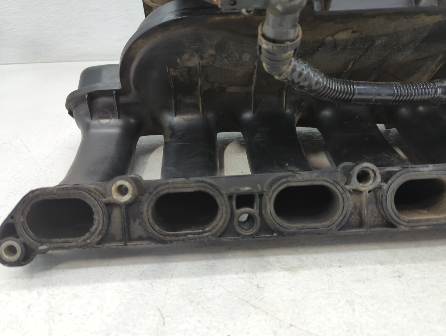 2006 Bmw 325i Air Intake Manifold Fits OEM Used Auto Parts - Oemusedautoparts1.com