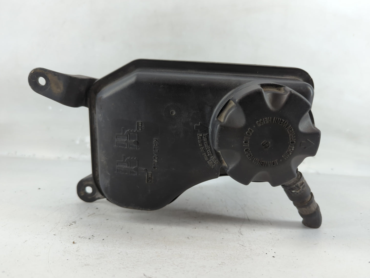 2006 Bmw 325i Fuel Vapor Charcoal Canister - Oemusedautoparts1.com