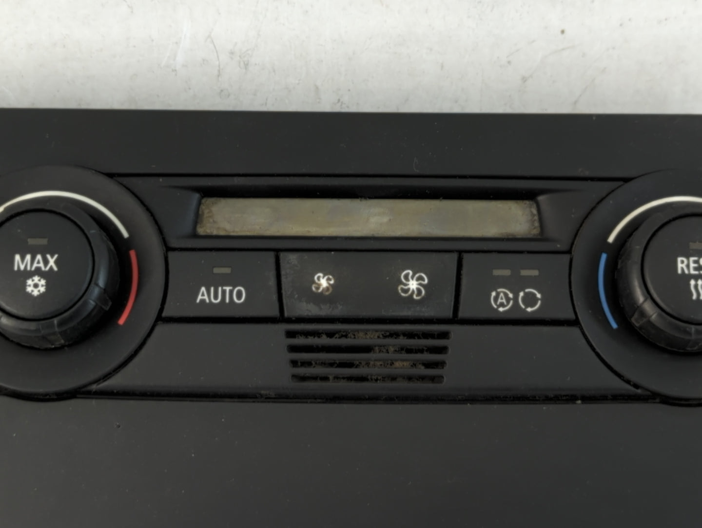 2006 Bmw 325i Climate Control Module Temperature AC/Heater Replacement P/N:6411 6983944 01 Fits OEM Used Auto Parts - Oemuse