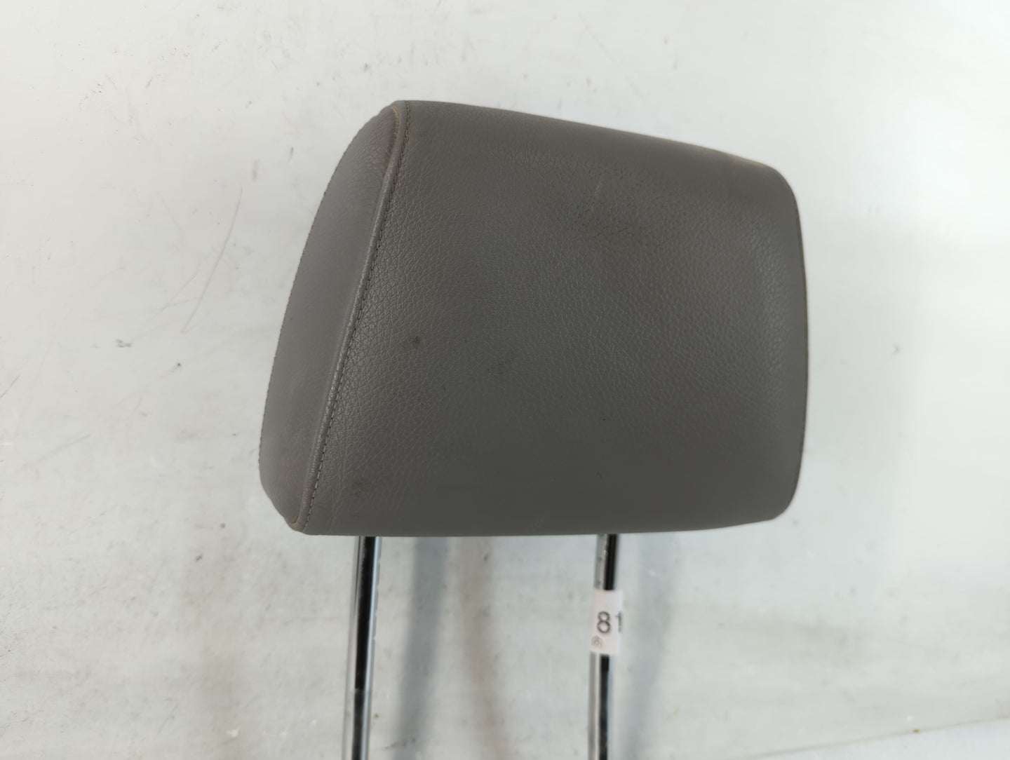 2006 Bmw 325i Headrest Head Rest Front Driver Passenger Seat Fits Fits 2007 2008 2009 2010 2011 2012 OEM Used Auto Parts - O