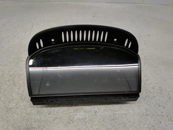 compare product 2006 Bmw 330i Information-gps-tv Control Module 020845