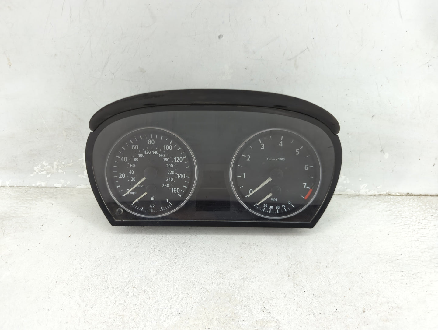 2006 Bmw 330i Instrument Cluster Speedometer Gauges P/N:749 057817 A2C 531 684 49 Miles: Fits OEM Used Auto Parts - Oemuseda