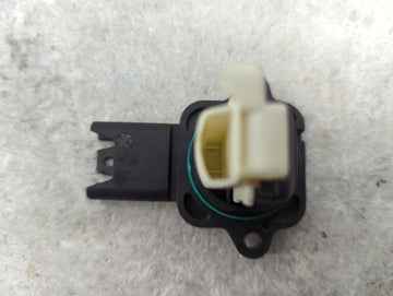 2006-2006 Bmw 330i Mass Air Flow Meter Maf - Oemusedautoparts1.com