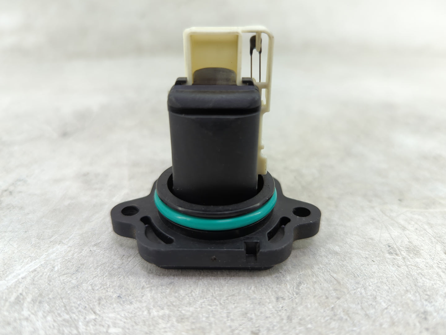2006-2006 Bmw 330i Mass Air Flow Meter Maf - Oemusedautoparts1.com