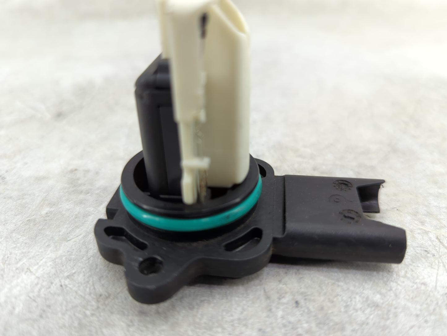 2006-2006 Bmw 330i Mass Air Flow Meter Maf - Oemusedautoparts1.com
