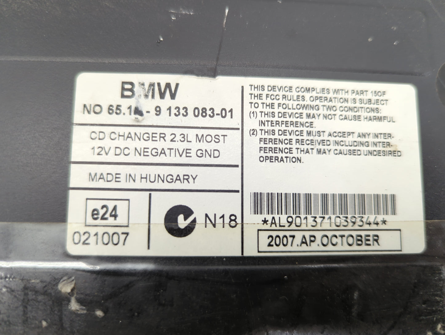 2006-2006 Bmw 330i Radio Cd Changer 65.13-9133083-01|9133083 - Oemusedautoparts1.com