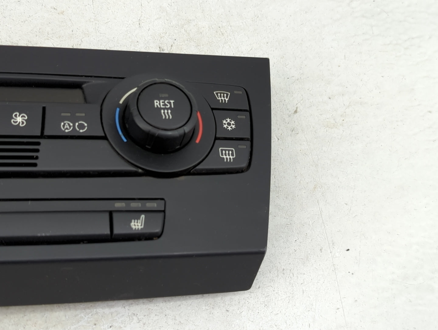 2006 Bmw 330i Climate Control Module Temperature AC/Heater Replacement P/N:6958536-01 Fits OEM Used Auto Parts - Oemusedauto