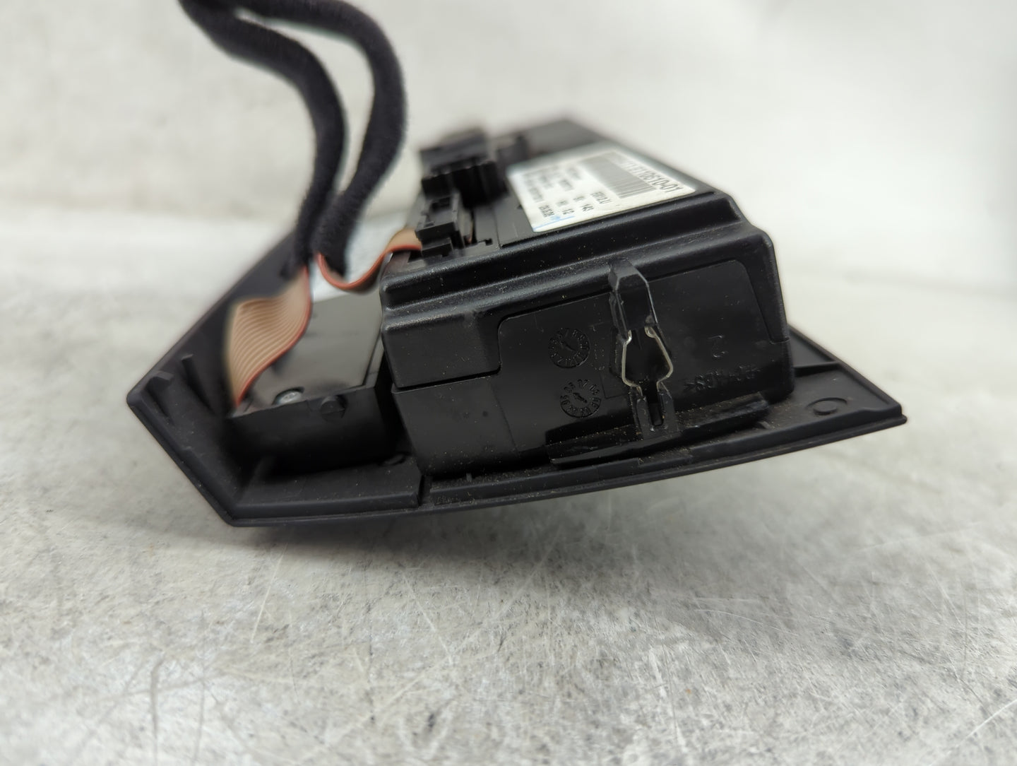 2006 Bmw 330i Climate Control Module Temperature AC/Heater Replacement P/N:9110610-01 Fits OEM Used Auto Parts - Oemusedauto