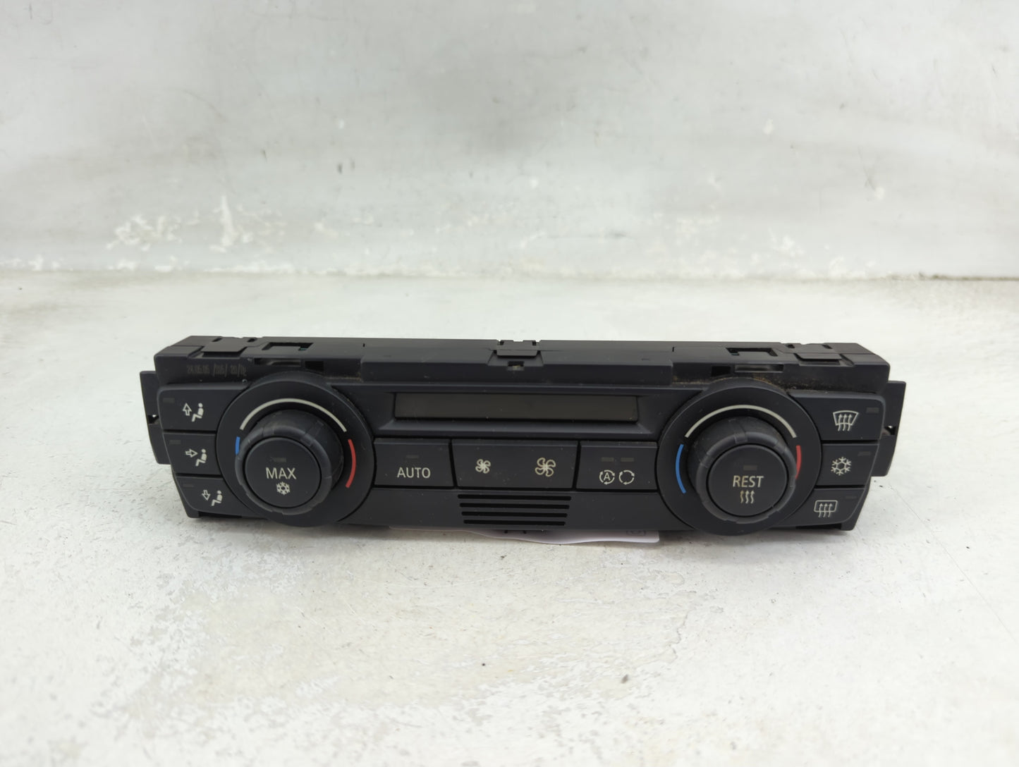 2006 Bmw 330i Climate Control Module Temperature AC/Heater Replacement P/N:6958536-01 A2C53117977 Fits OEM Used Auto Parts -