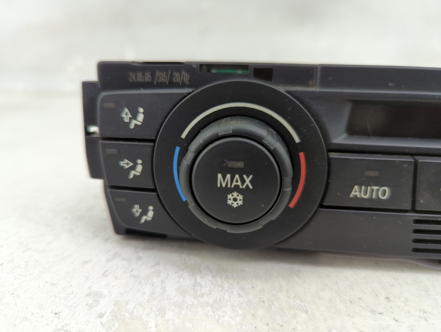 2006 Bmw 330i Climate Control Module Temperature AC/Heater Replacement P/N:6958536-01 A2C53117977 Fits OEM Used Auto Parts -