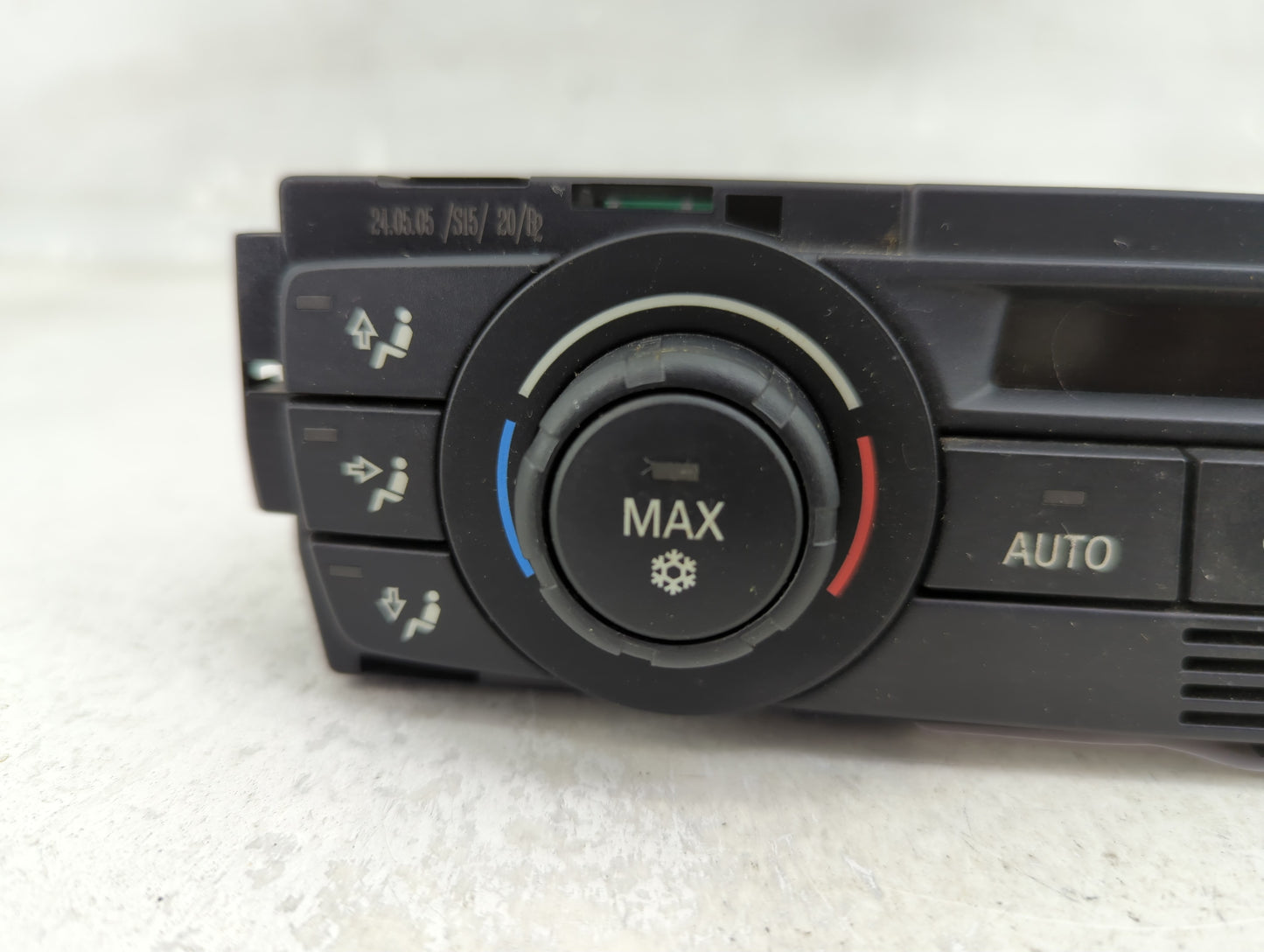 2006 Bmw 330i Climate Control Module Temperature AC/Heater Replacement P/N:6958536-01 A2C53117977 Fits OEM Used Auto Parts -