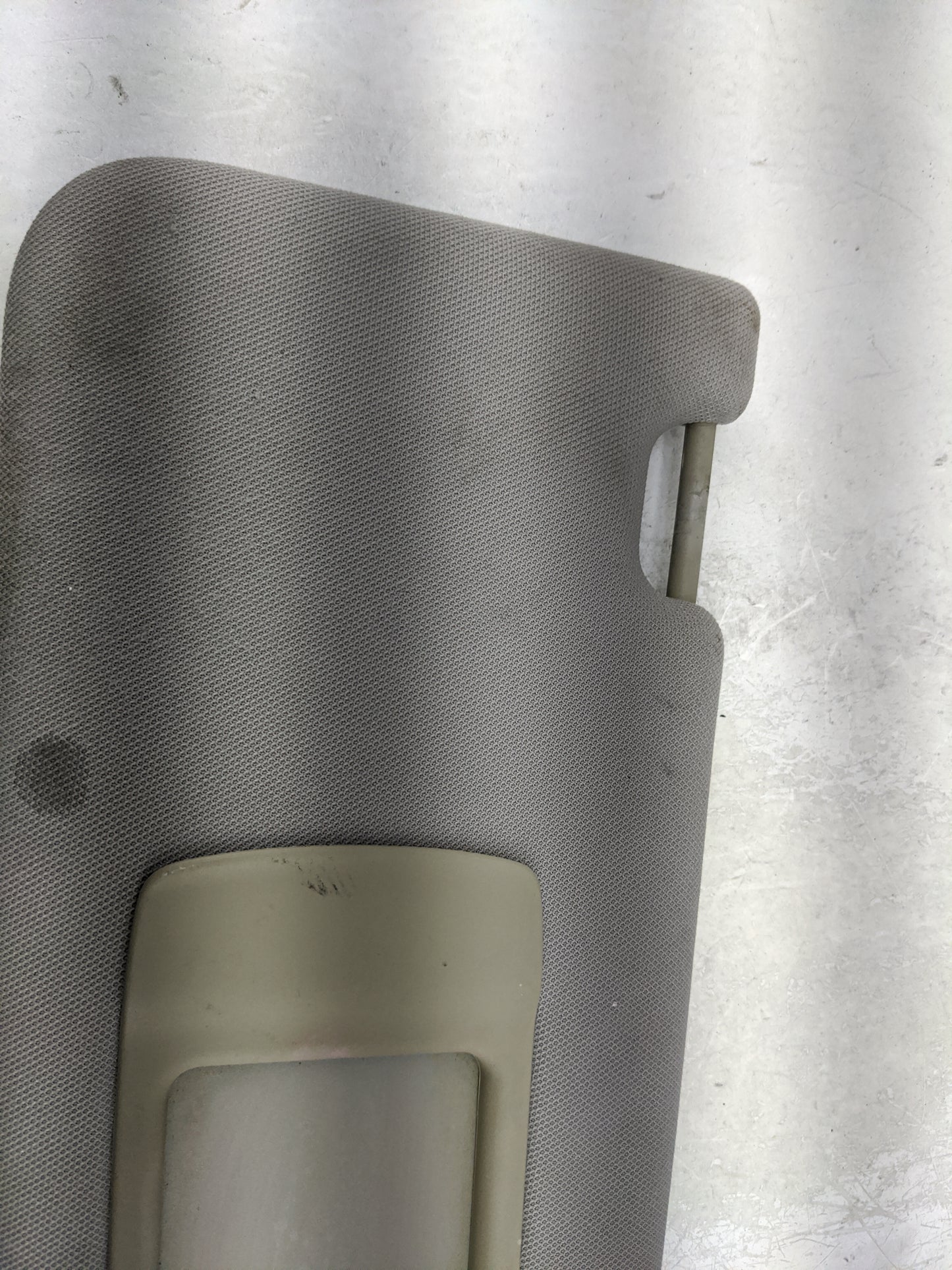 2006 Bmw 330i Sun Visor Shade Replacement Passenger Right Mirror Fits OEM Used Auto Parts - Oemusedautoparts1.com