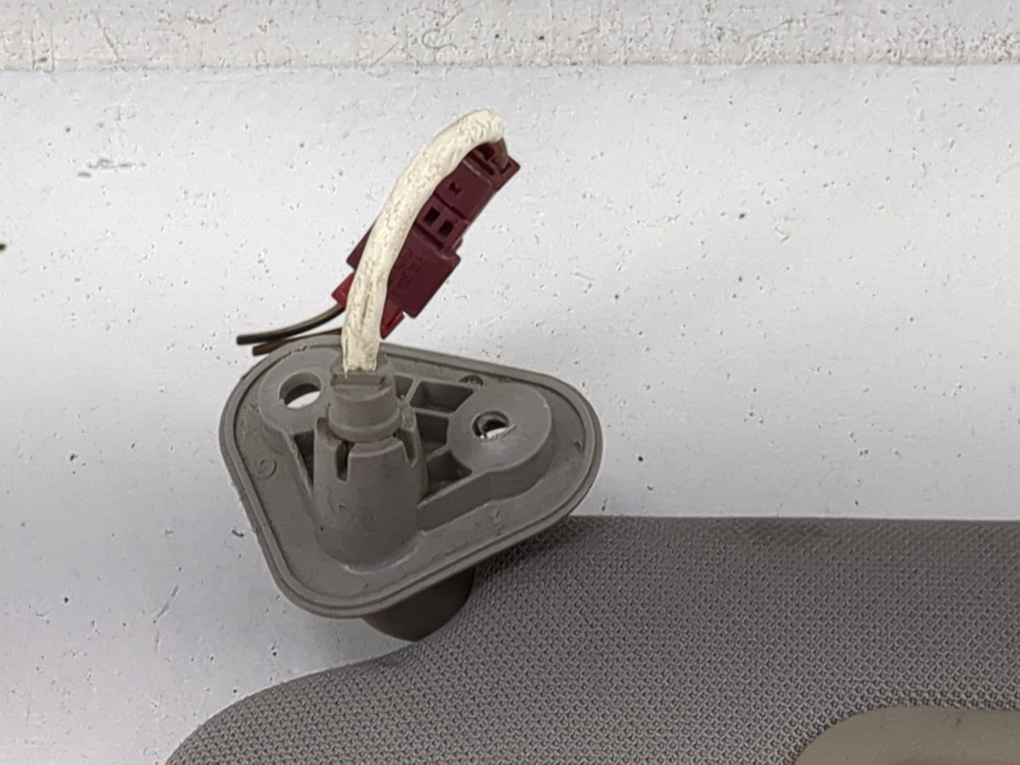 2006 Bmw 330i Sun Visor Shade Replacement Driver Left Mirror Fits OEM Used Auto Parts - Oemusedautoparts1.com