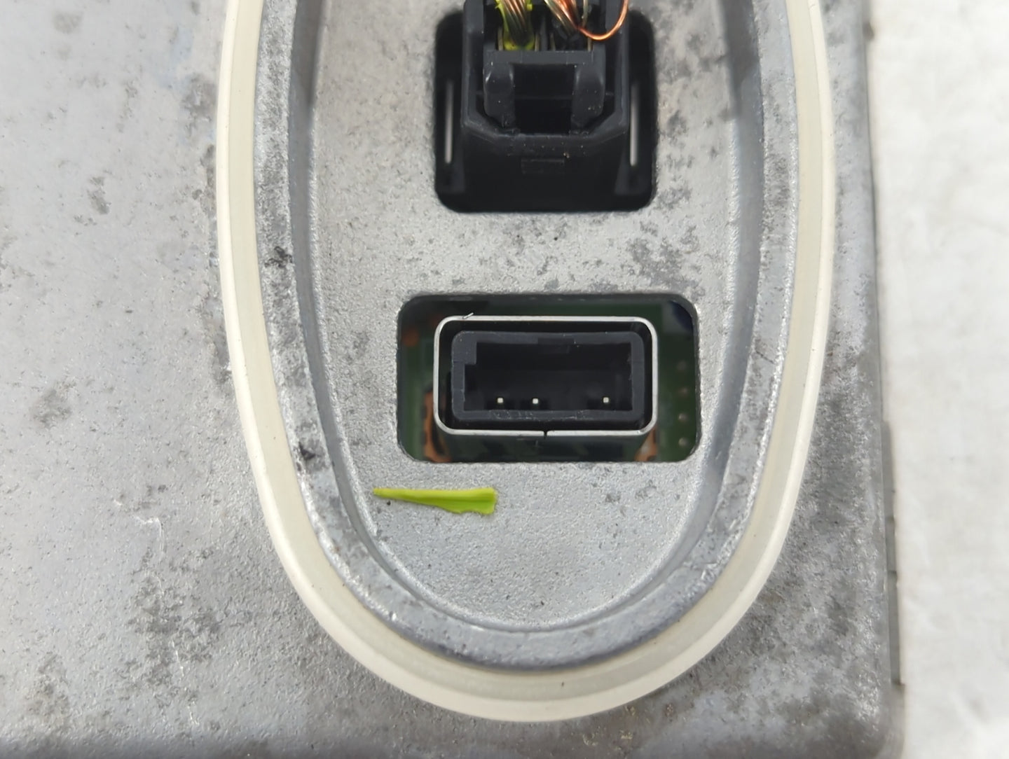 2003-2006 Bmw 330i Headlight Ballast Head Light - Oemusedautoparts1.com