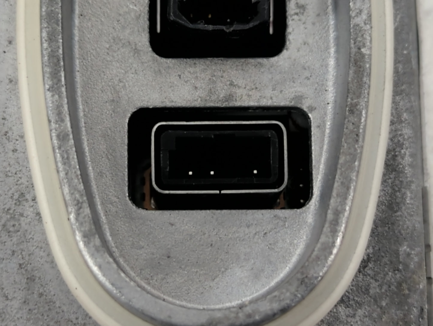 2004-2006 Bmw 330i Headlight Ballast Head Light - Oemusedautoparts1.com