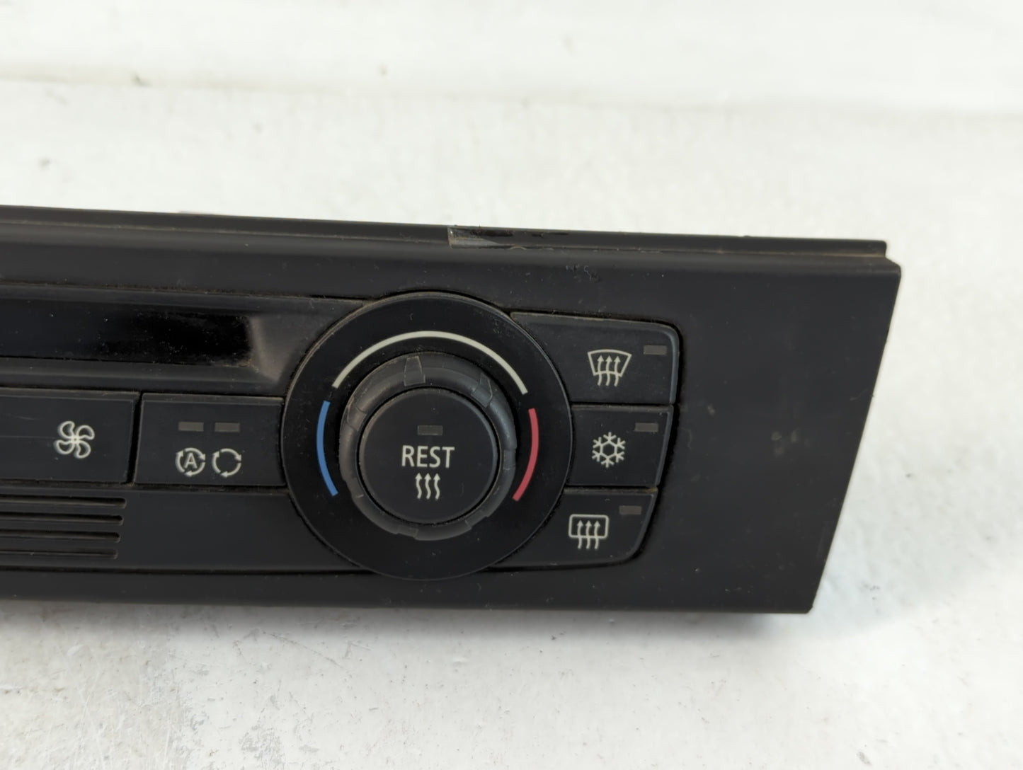 2006 Bmw 330i Climate Control Module Temperature AC/Heater Replacement P/N:6411 6983944-01 Fits OEM Used Auto Parts - Oemuse
