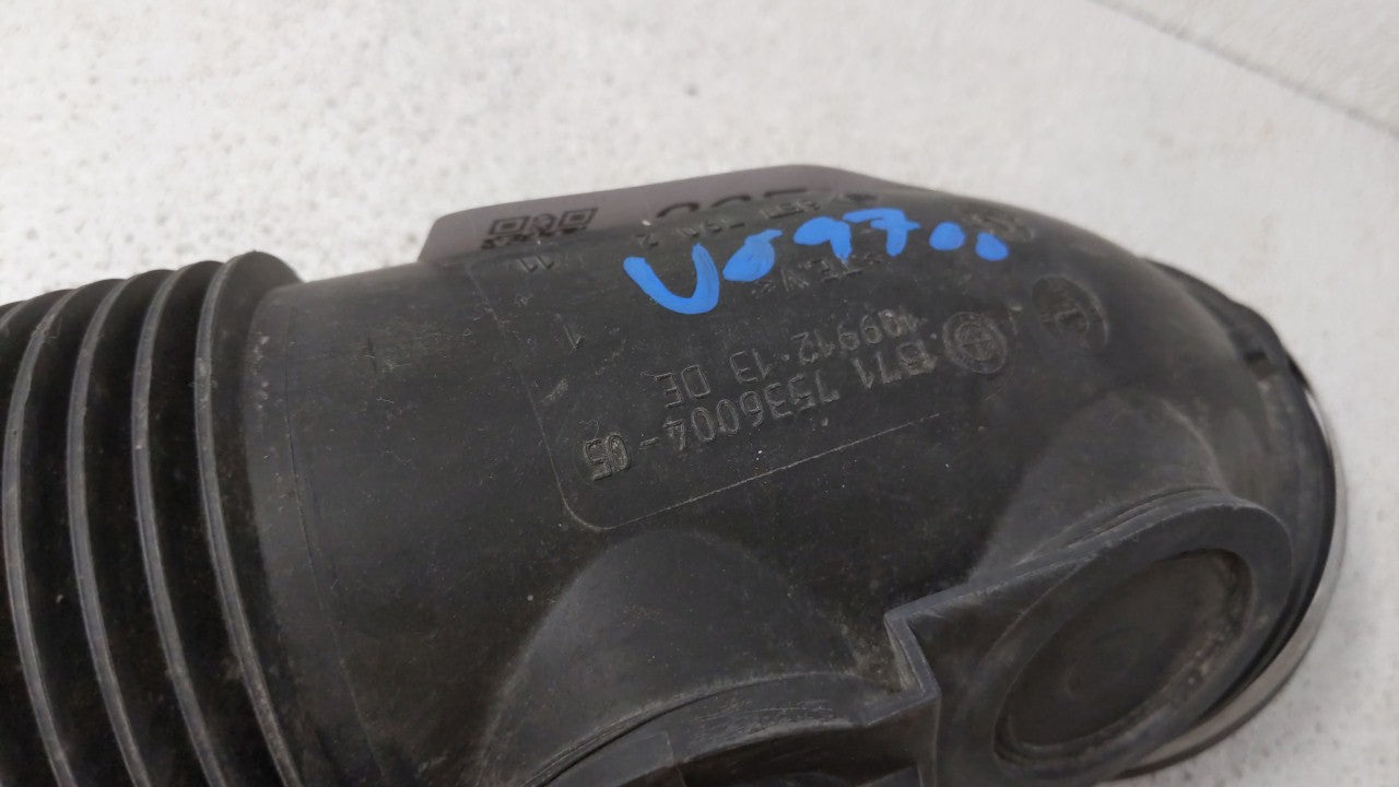 2006 Bmw 330i Air Cleaner Intake Duct Hose Tube - Oemusedautoparts1.com