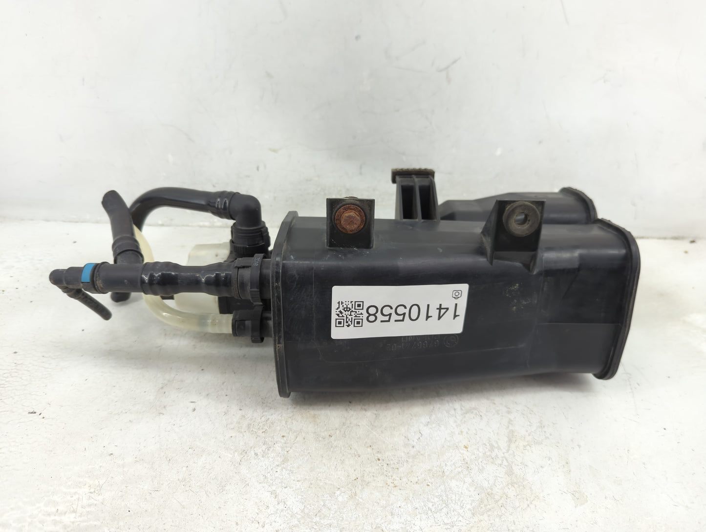 2006 Bmw 335i Fuel Vapor Charcoal Canister - Oemusedautoparts1.com