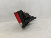 2004-2007 Bmw 525i Tail Light Assembly Passenger Right OEM P/N:2VP 008 679 6 910 798 Fits Fits 2004 2005 2006 2007 OEM Used 