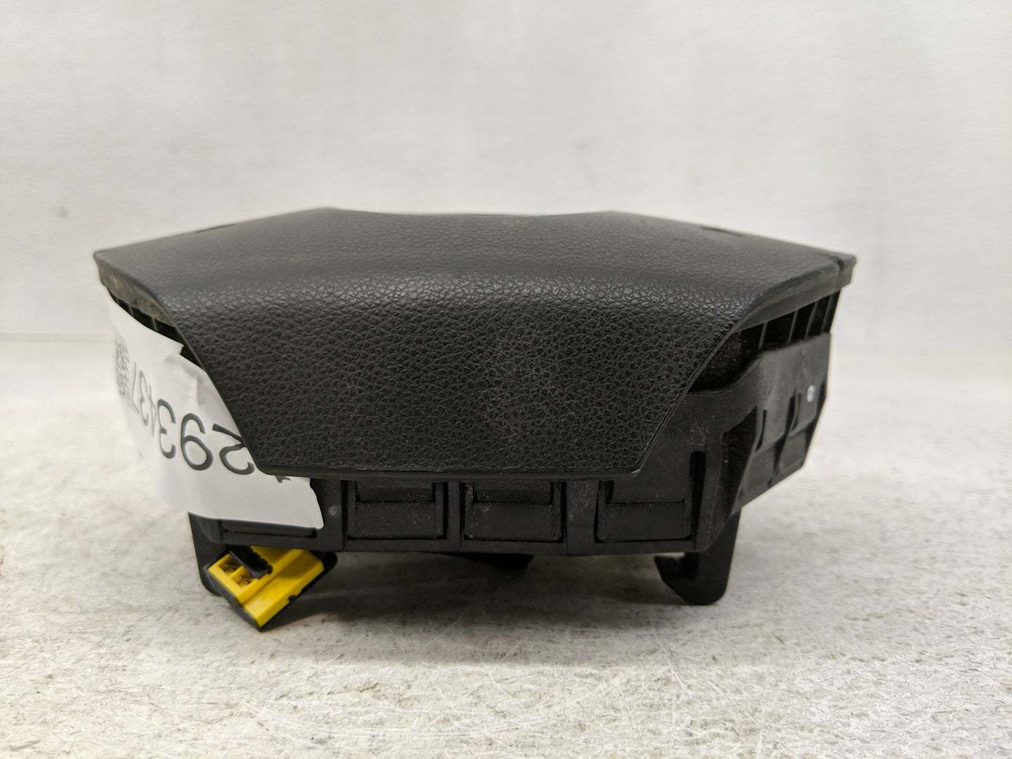2004-2006 Bmw 525i Air Bag Driver Left Steering Wheel Mounted P/N:33677298802H Fits Fits 2004 2005 2006 OEM Used Auto Parts 