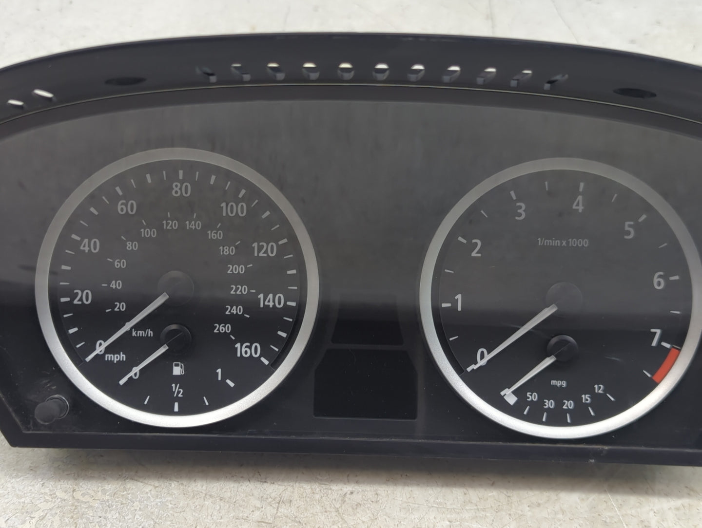 2006-2007 Bmw 525i Instrument Cluster Speedometer Gauges P/N:110.080.213 62.11-6 974 574 Fits Fits 2006 2007 OEM Used Auto P