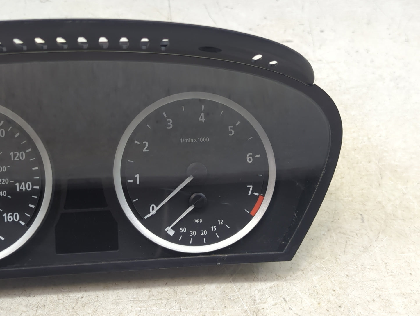 2006-2007 Bmw 525i Instrument Cluster Speedometer Gauges P/N:110.080.213 62.11-6 974 574 Fits Fits 2006 2007 OEM Used Auto P