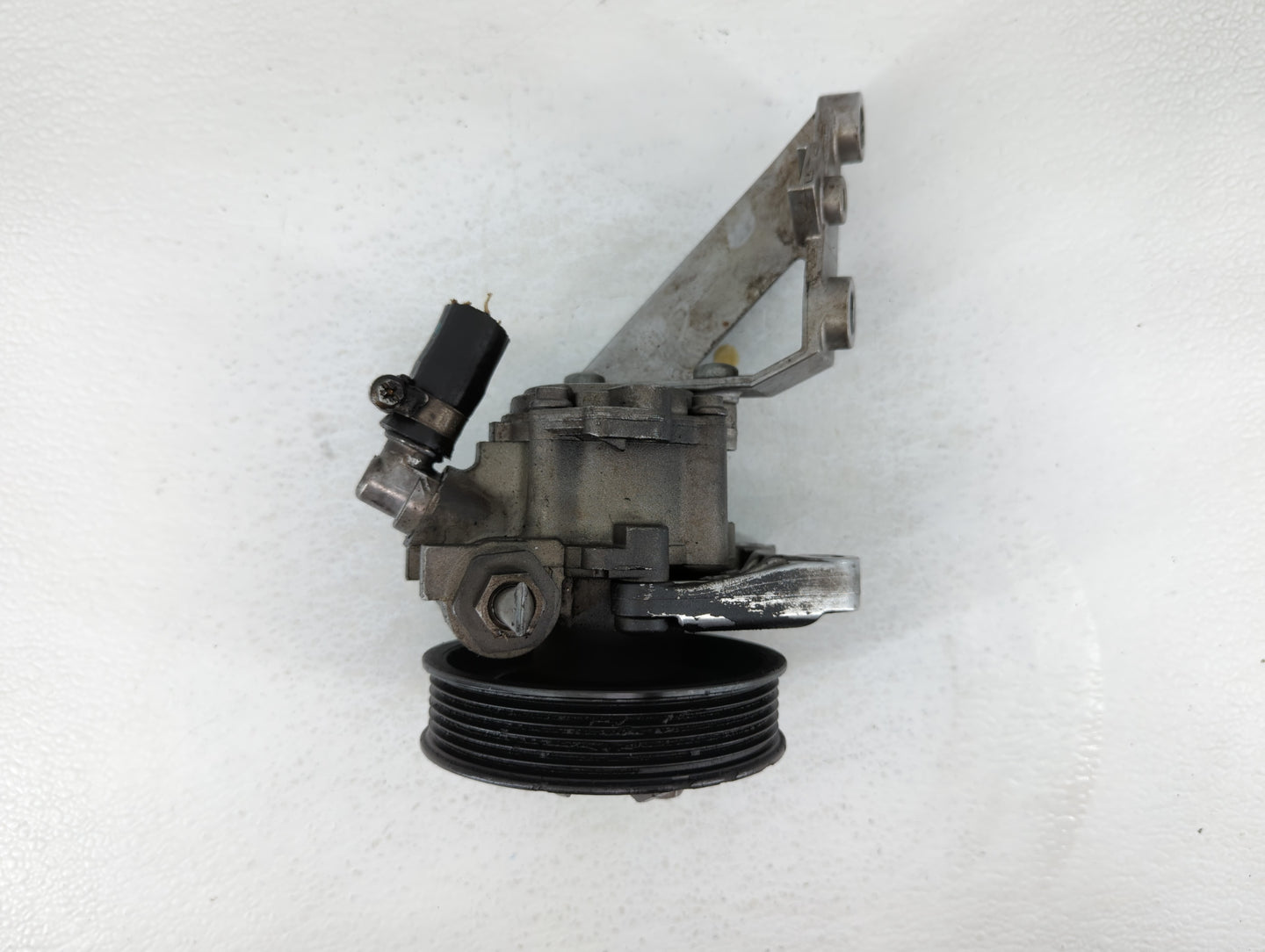 2006-2006 Bmw 525i Power Steering Column Pump Oem - Oemusedautoparts1.com