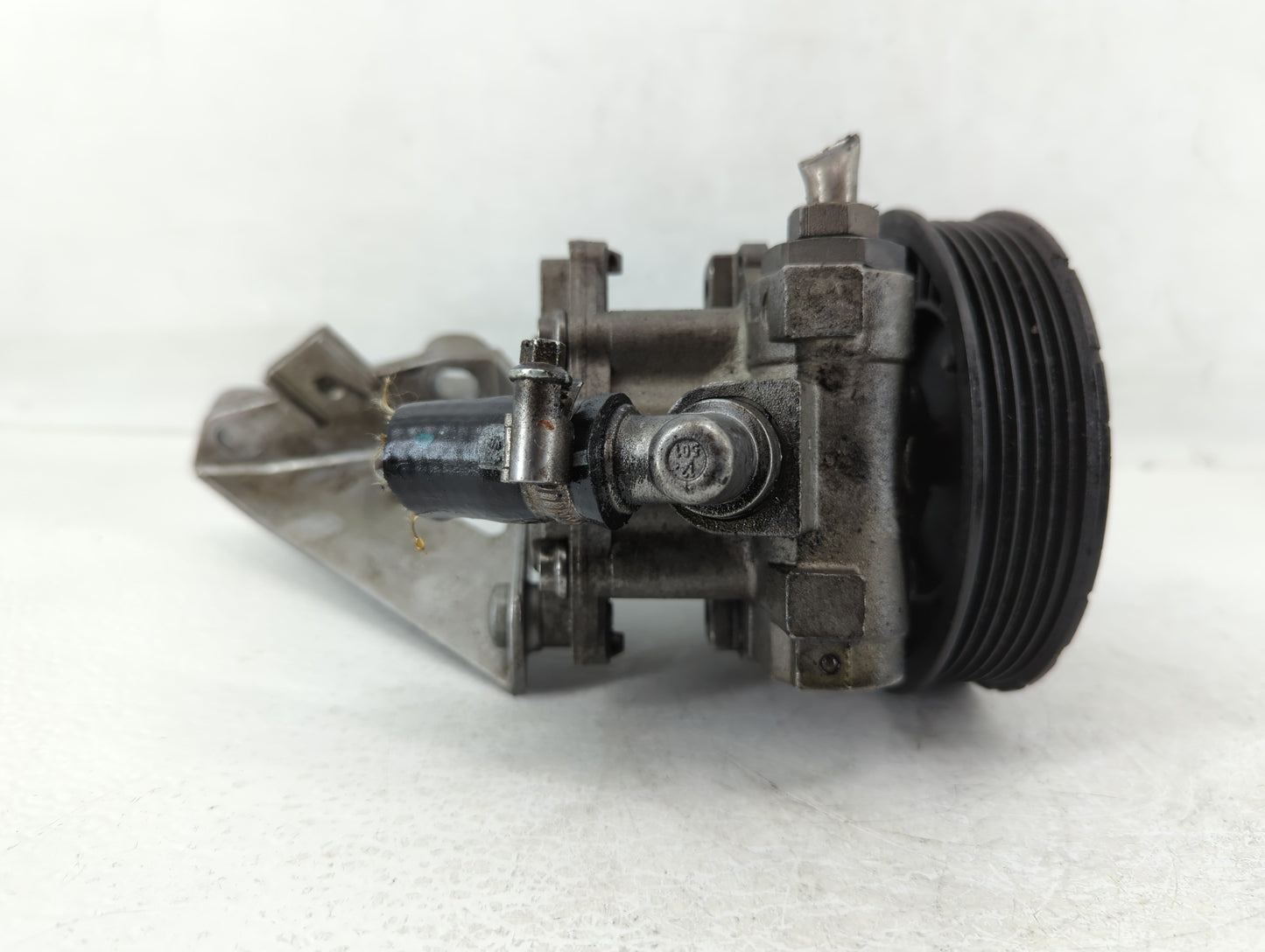 2006-2006 Bmw 525i Power Steering Column Pump Oem - Oemusedautoparts1.com
