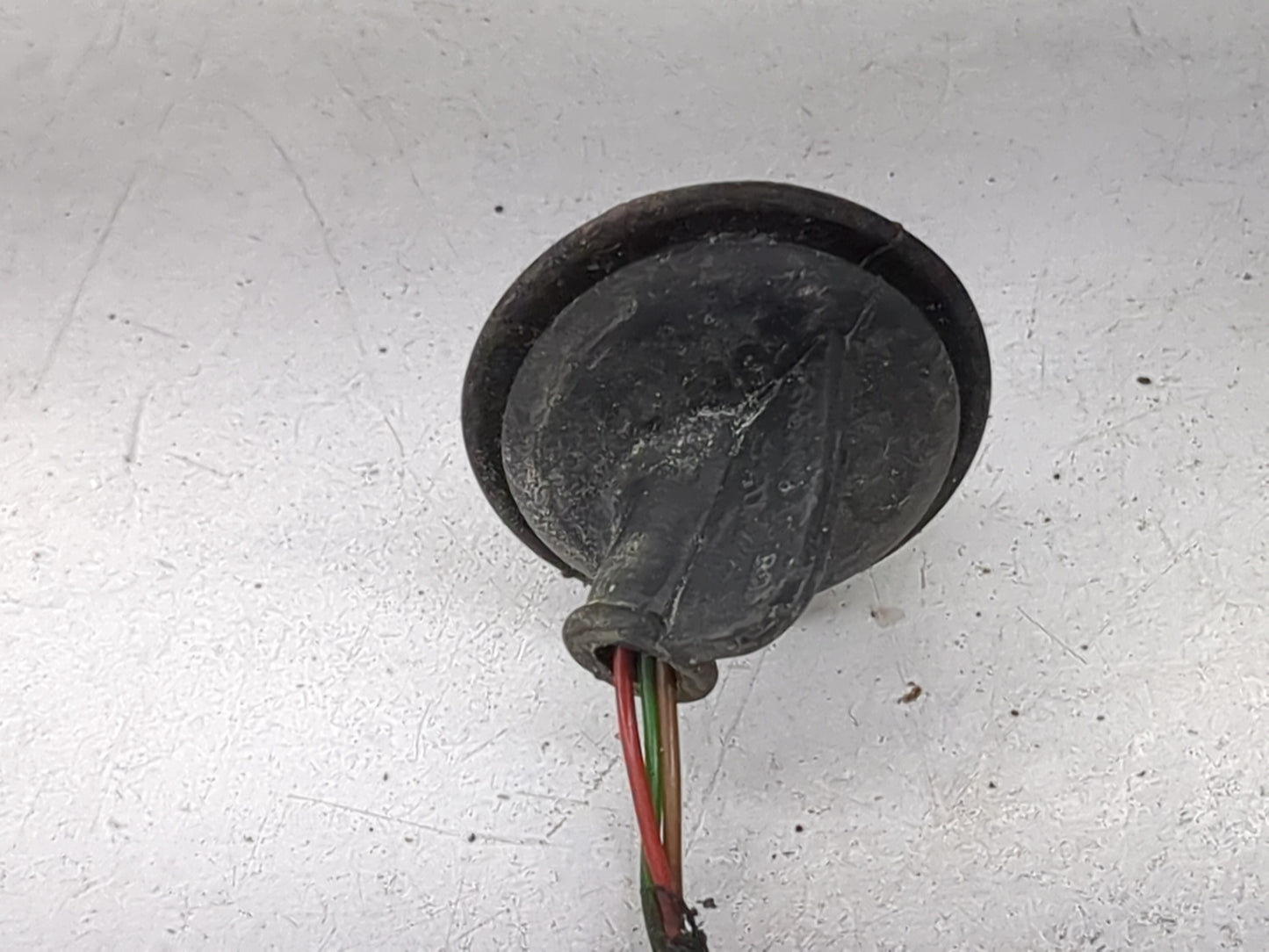 2006-2007 Bmw 530 Driver Side View Mirror - Left Door Mirror OEM Used - Oemusedautoparts1.com