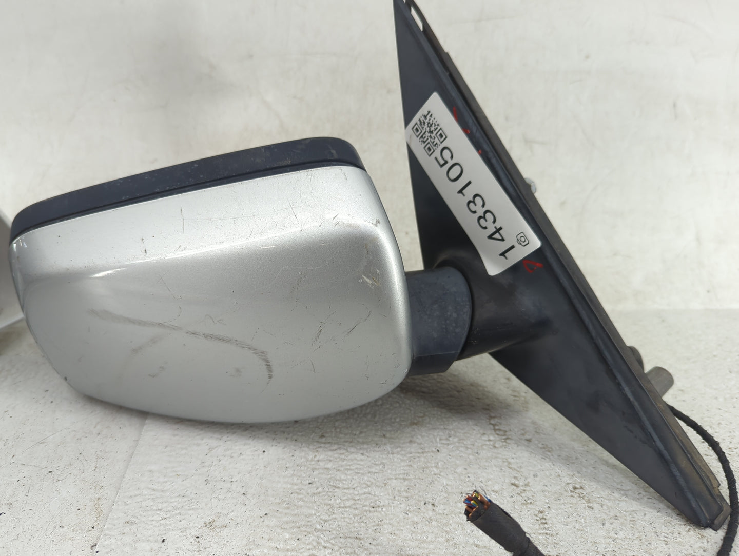 2004-2006 Bmw 530i Passenger Side View Mirror - Right Door Mirror OEM Used - Oemusedautoparts1.com
