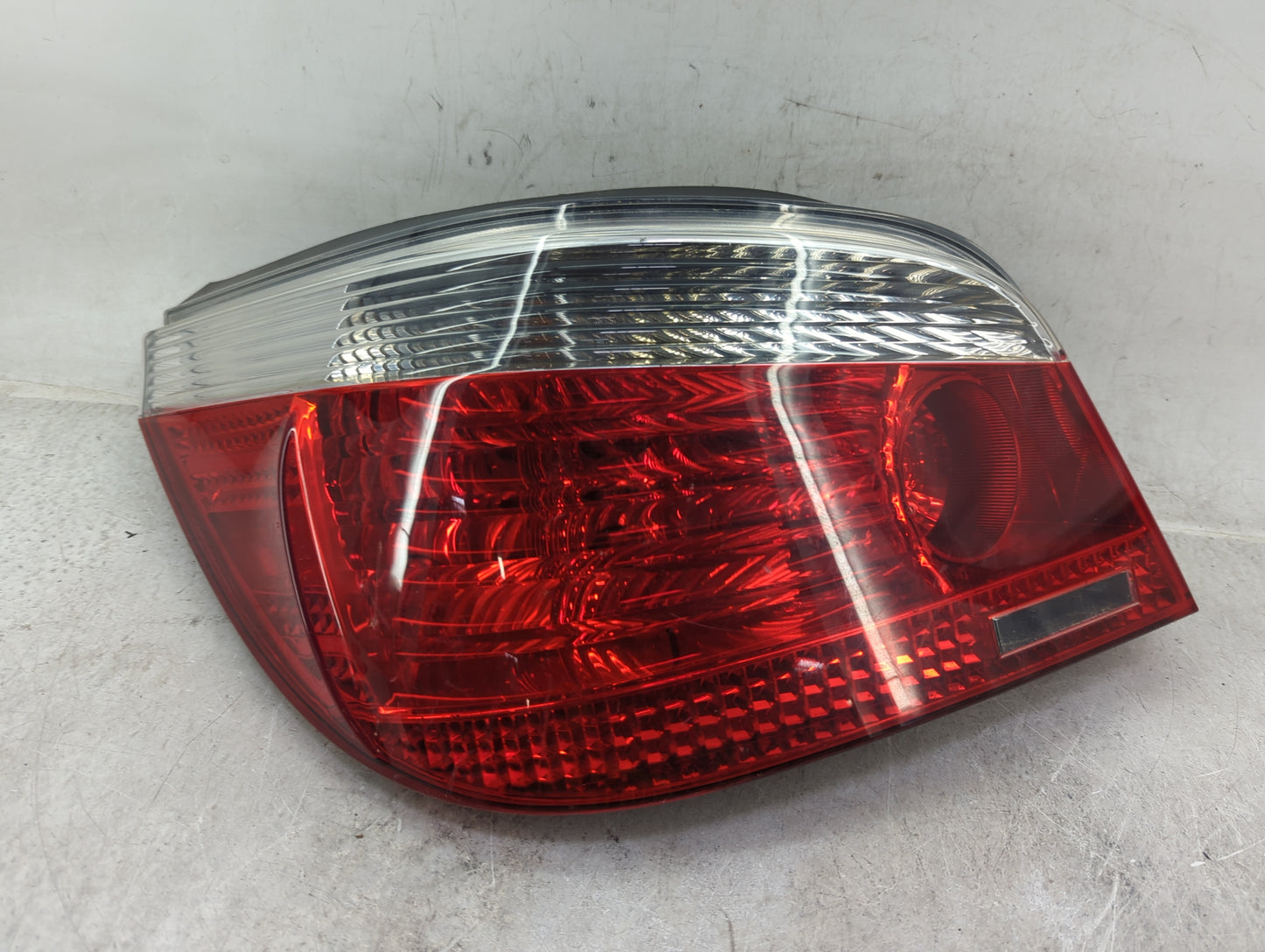 2004-2007 Bmw 530i Tail Light Assembly Driver Left OEM P/N:7 165 740 Fits Fits 2004 2005 2006 2007 OEM Used Auto Parts - Oem