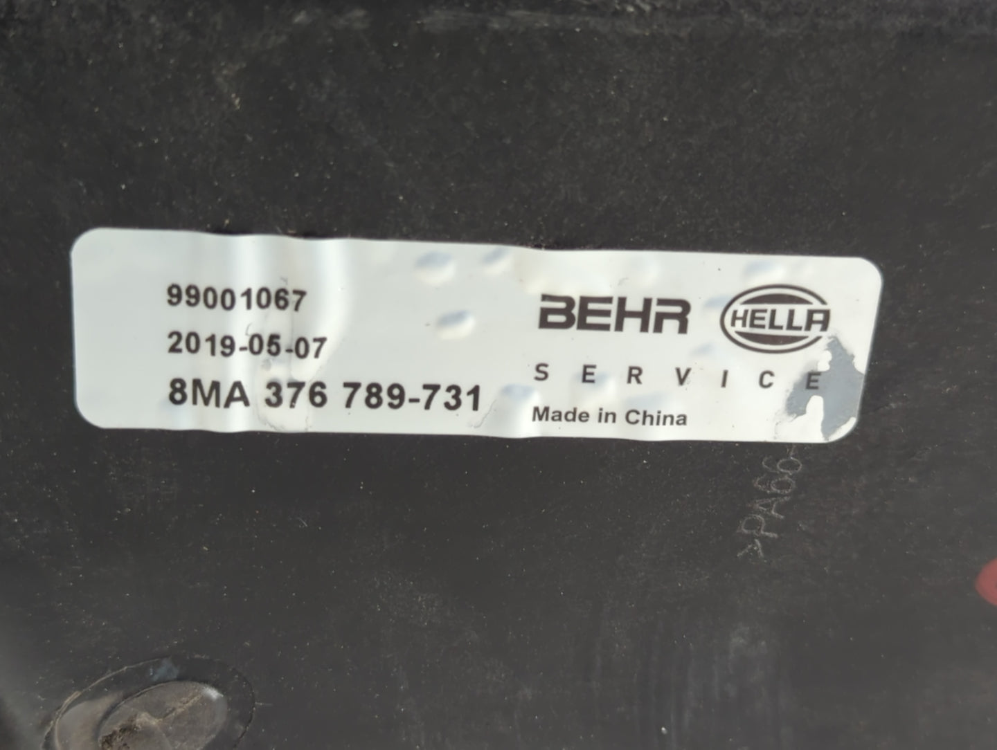 2004-2007 Bmw 530i Windshield Washer Fluid Reservoir Bottle Oem - Oemusedautoparts1.com