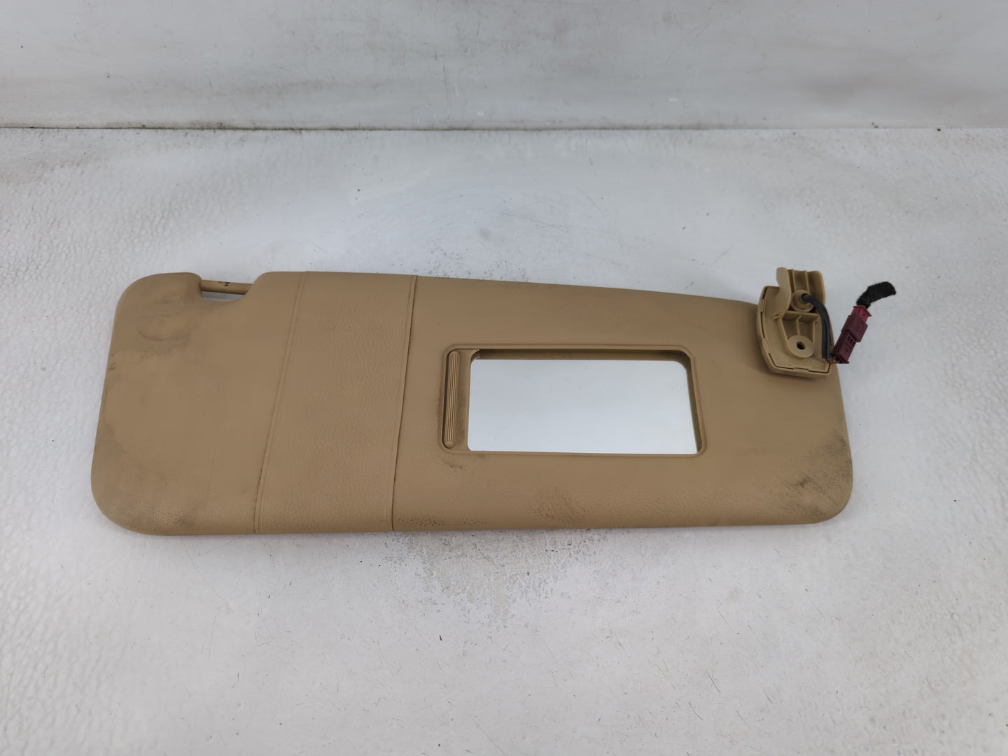 2004-2007 Bmw 530i Sun Visor Shade Replacement Passenger Right Mirror Fits Fits 2004 2005 2006 2007 2008 2009 2010 OEM Used 