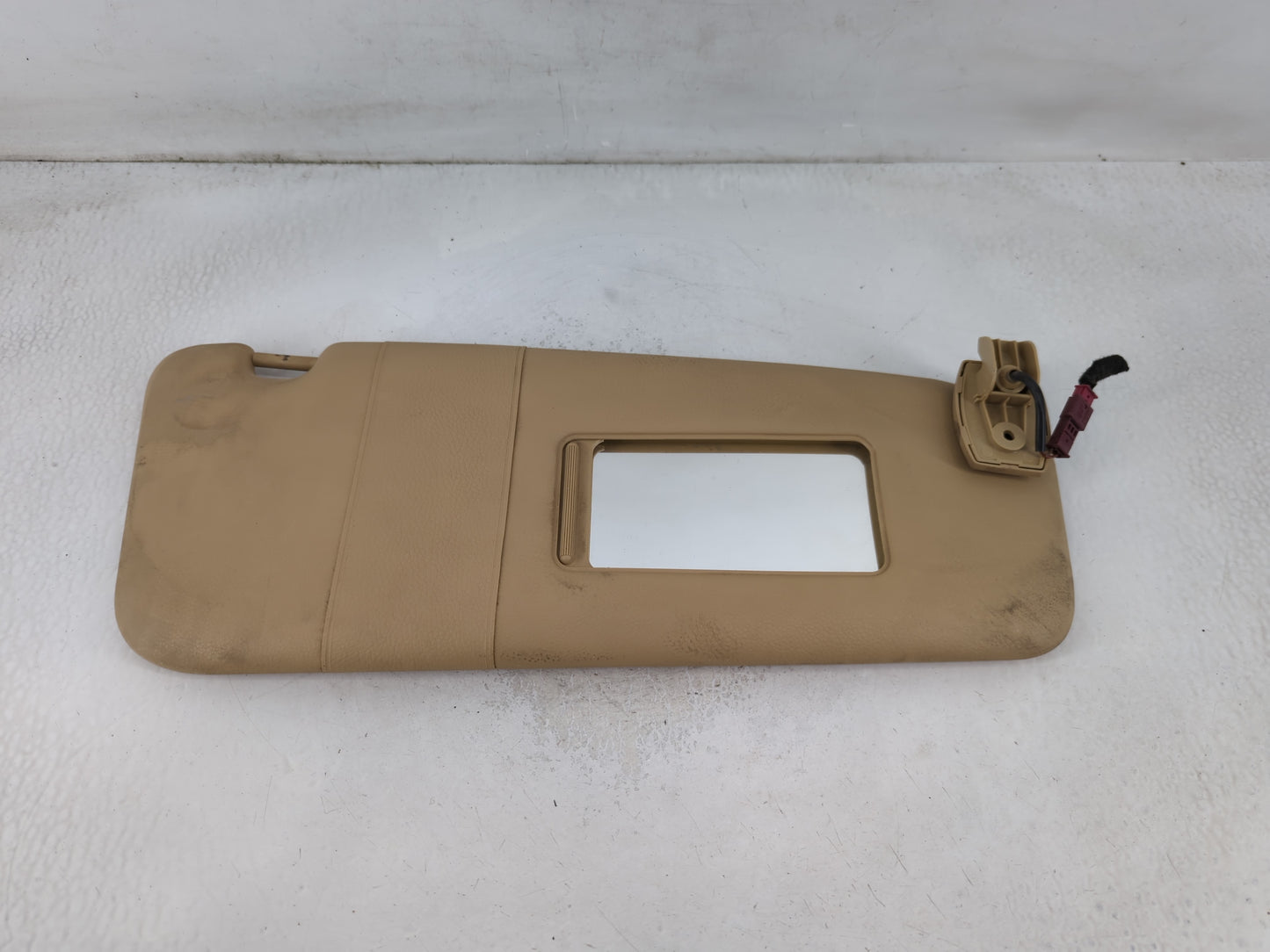 2004-2007 Bmw 530i Sun Visor Shade Replacement Passenger Right Mirror Fits Fits 2004 2005 2006 2007 2008 2009 2010 OEM Used 