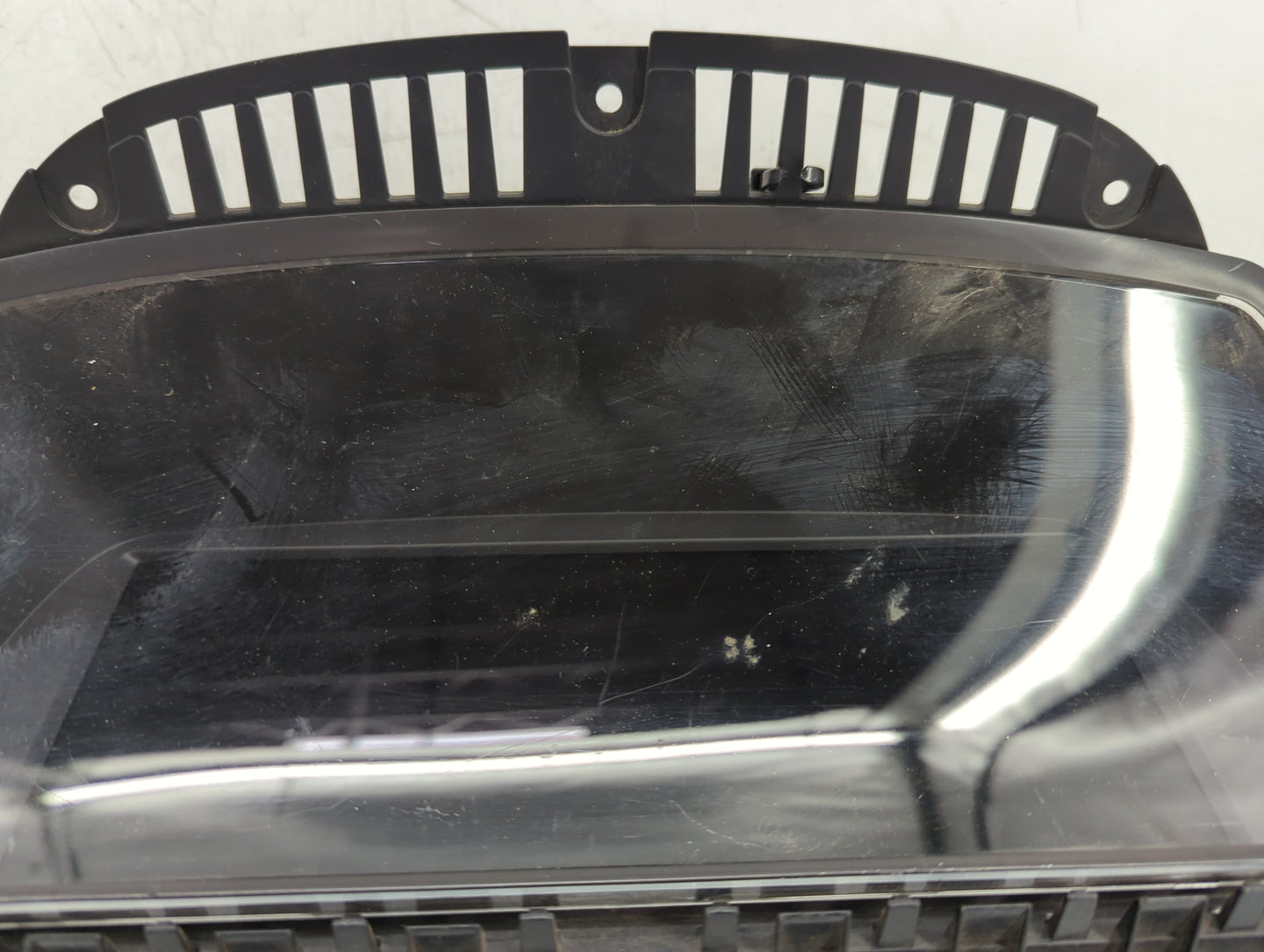Bmw 750 Information Display Screen - Oemusedautoparts1.com