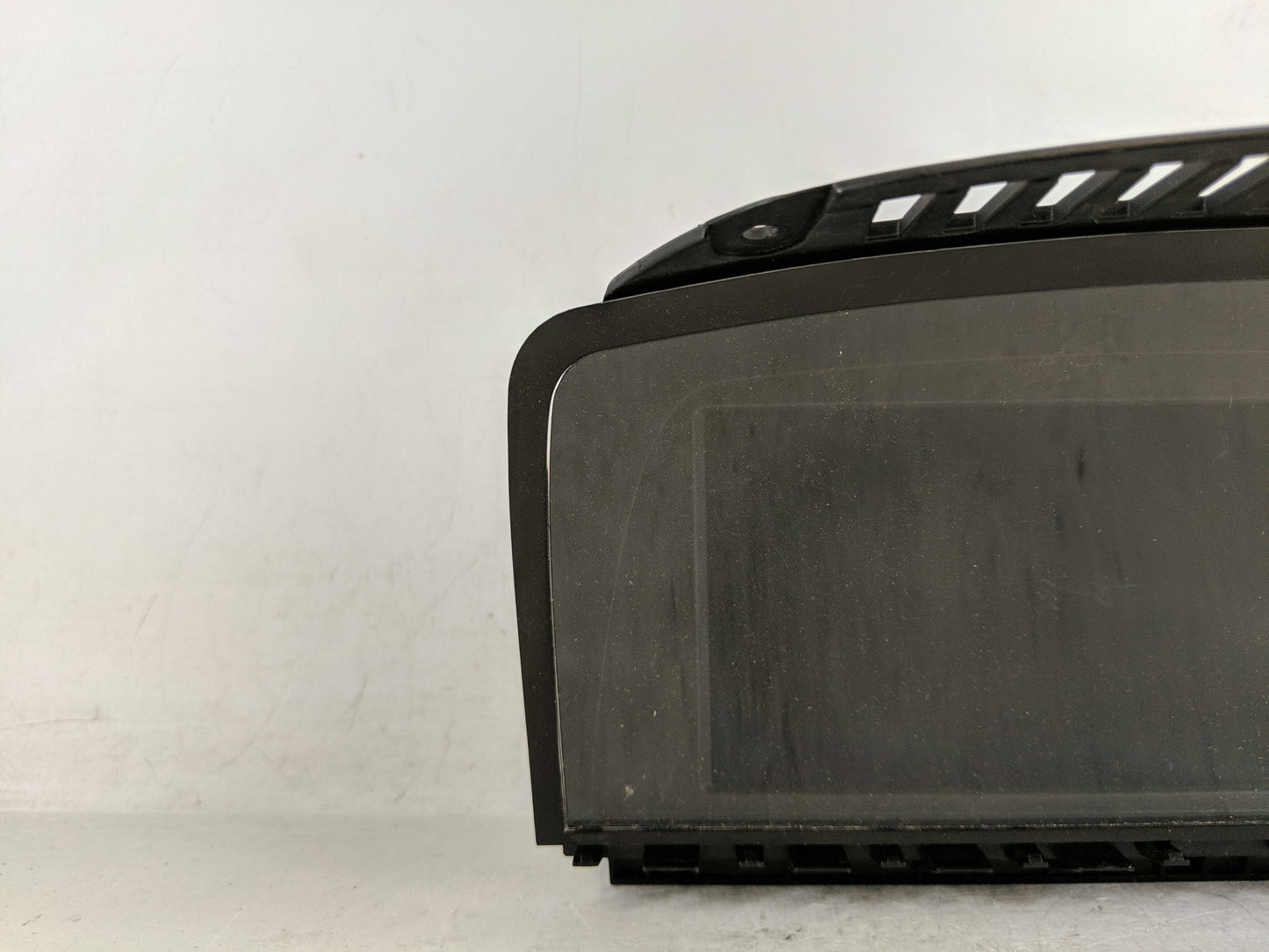 2006-2008 Bmw 750i Information Display Screen - Oemusedautoparts1.com