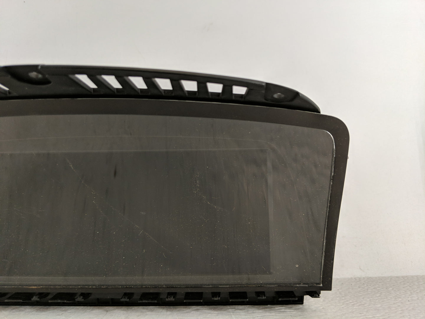 2006-2008 Bmw 750i Information Display Screen - Oemusedautoparts1.com