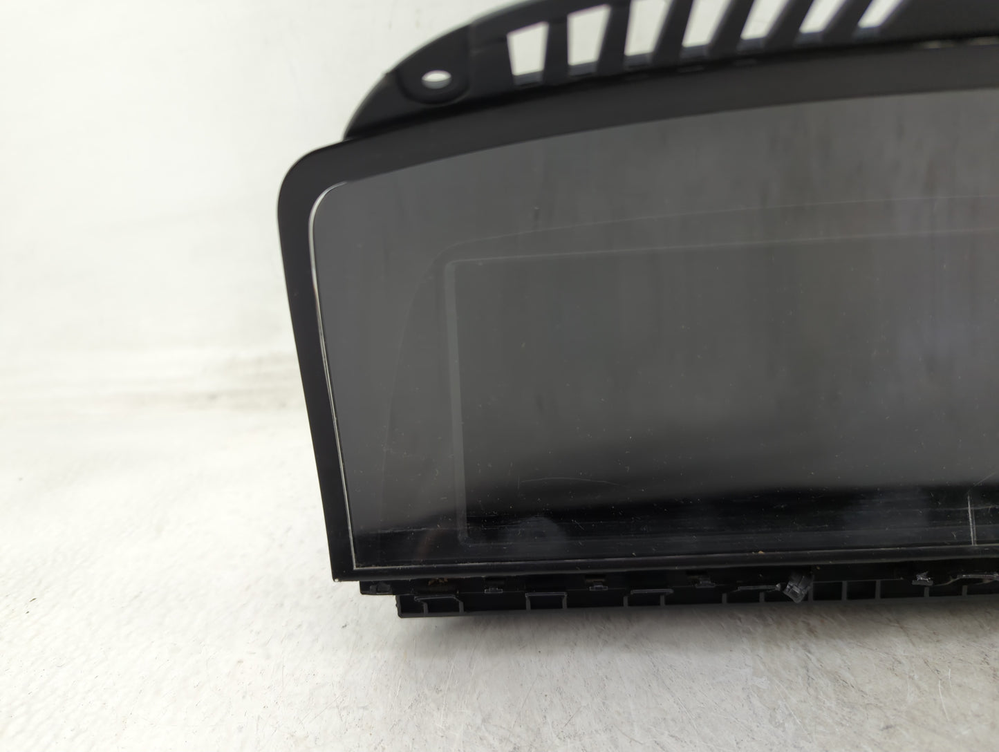 2006-2008 Bmw 750i Information Display Screen - Oemusedautoparts1.com