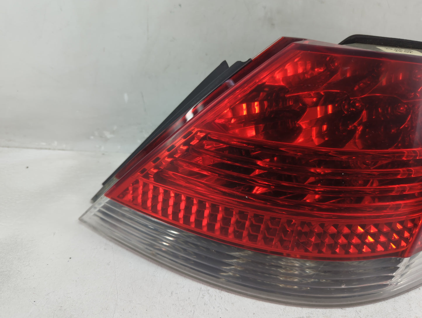 2006-2008 Bmw 750i Tail Light Assembly Passenger Right OEM P/N:325014 6938516 Fits Fits 2006 2007 2008 OEM Used Auto Parts -